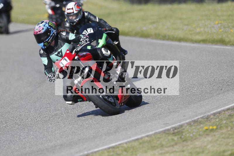 /07 09.04.2026 Cornu Master School ADR/Gruppe blau/11